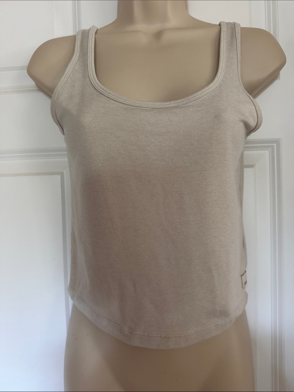 Vuori Sleeveless Tank Top in Beige - Picture 2 of 8